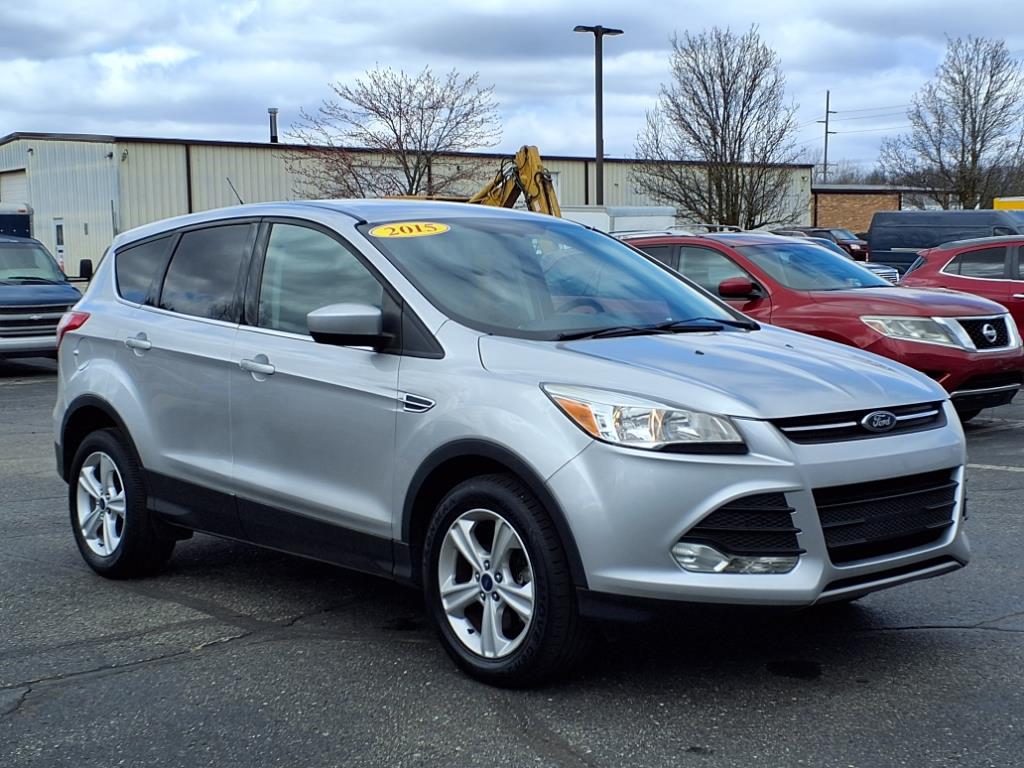 2015 Ford Escape SE - main photo