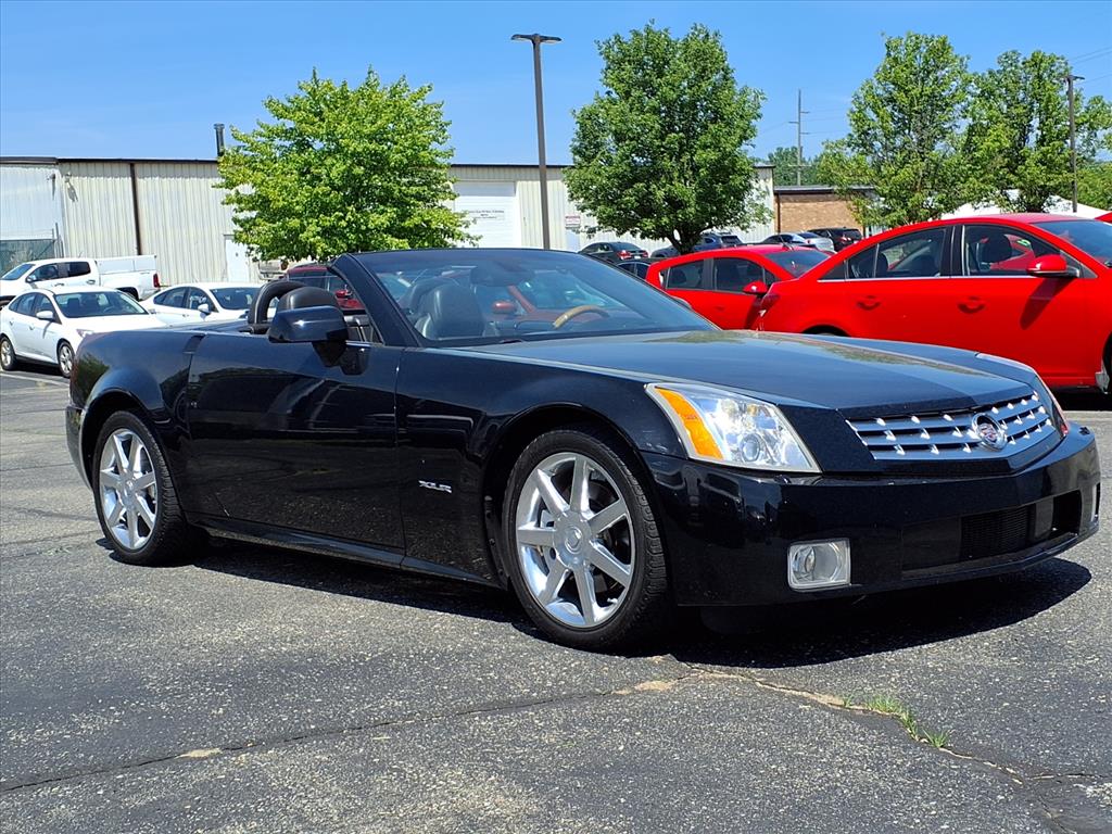 2005 Cadillac XLR