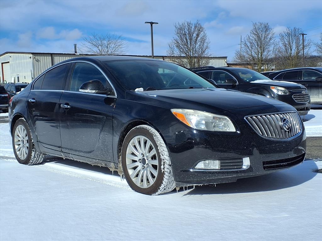 2013 Buick Regal Premium 1 - main photo