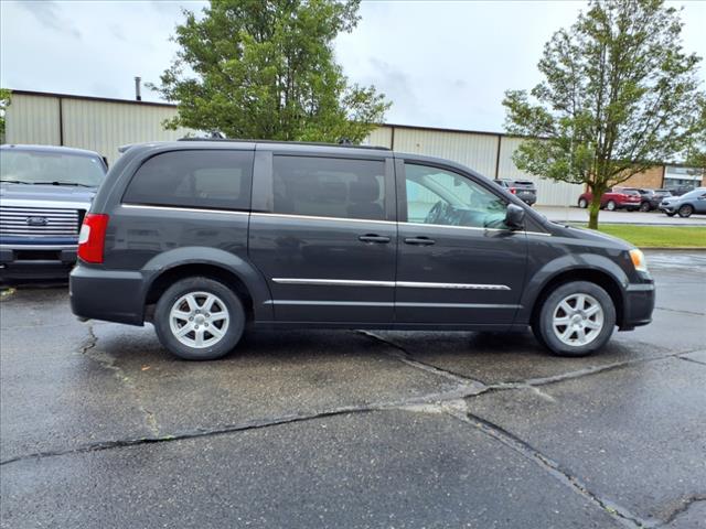 2012 Chrysler Town and Country Touring