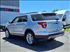 2017 Ford Explorer XLT - thumbnail 4