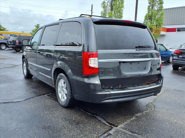 2012 Chrysler Town and Country Touring