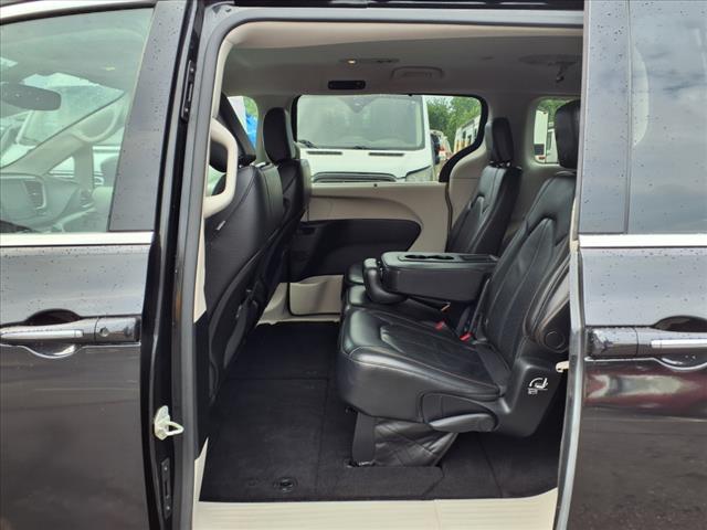 2018 Chrysler Pacifica Touring L