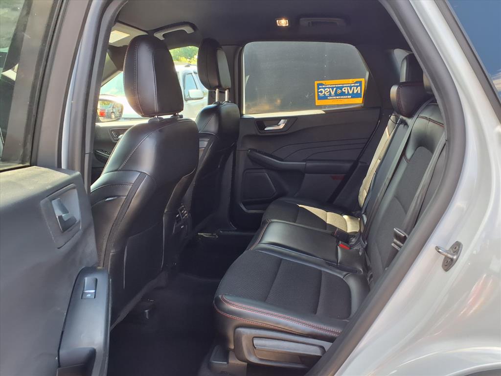 2025 Ford Escape ST-Line - Photo 9