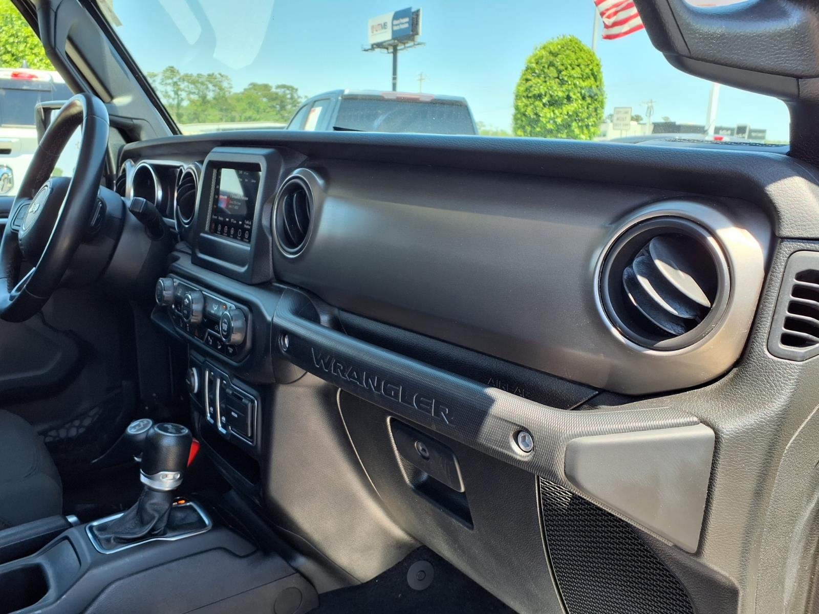 2020 Jeep Wrangler Sport S - 9