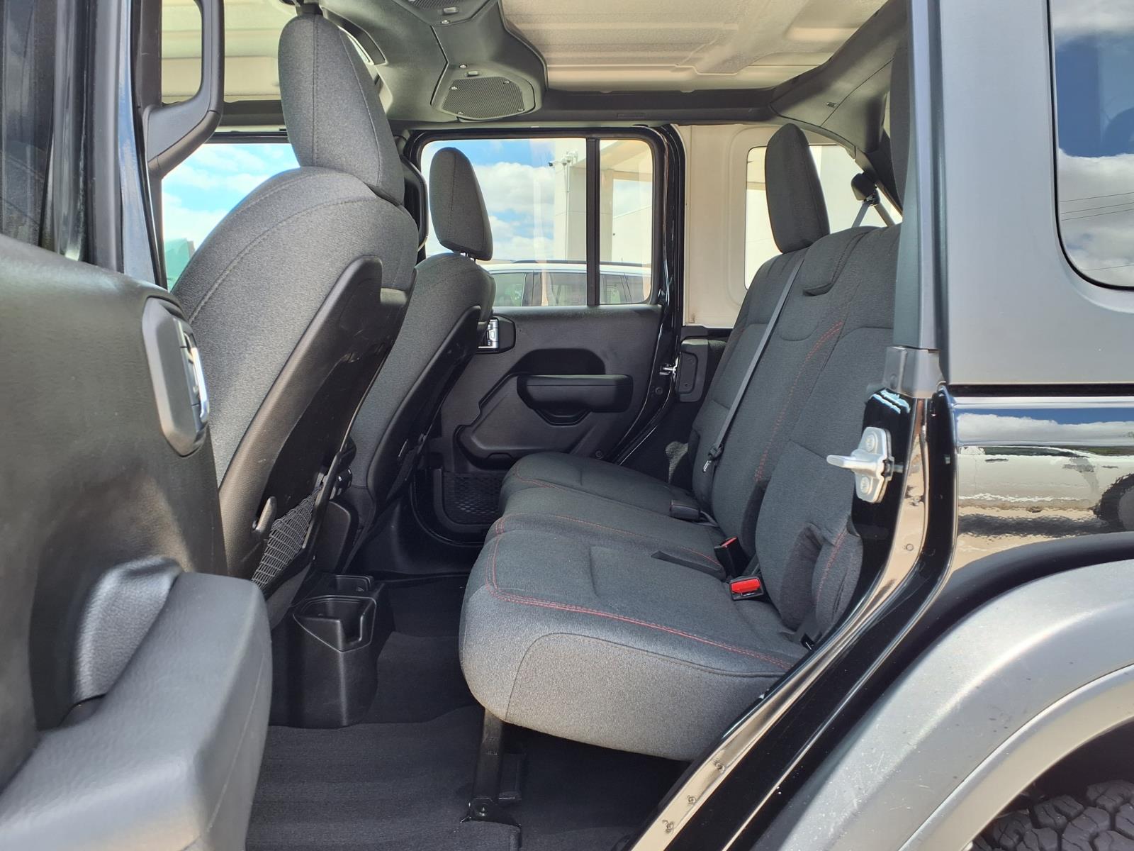 2025 Jeep Wrangler Rubicon - 9