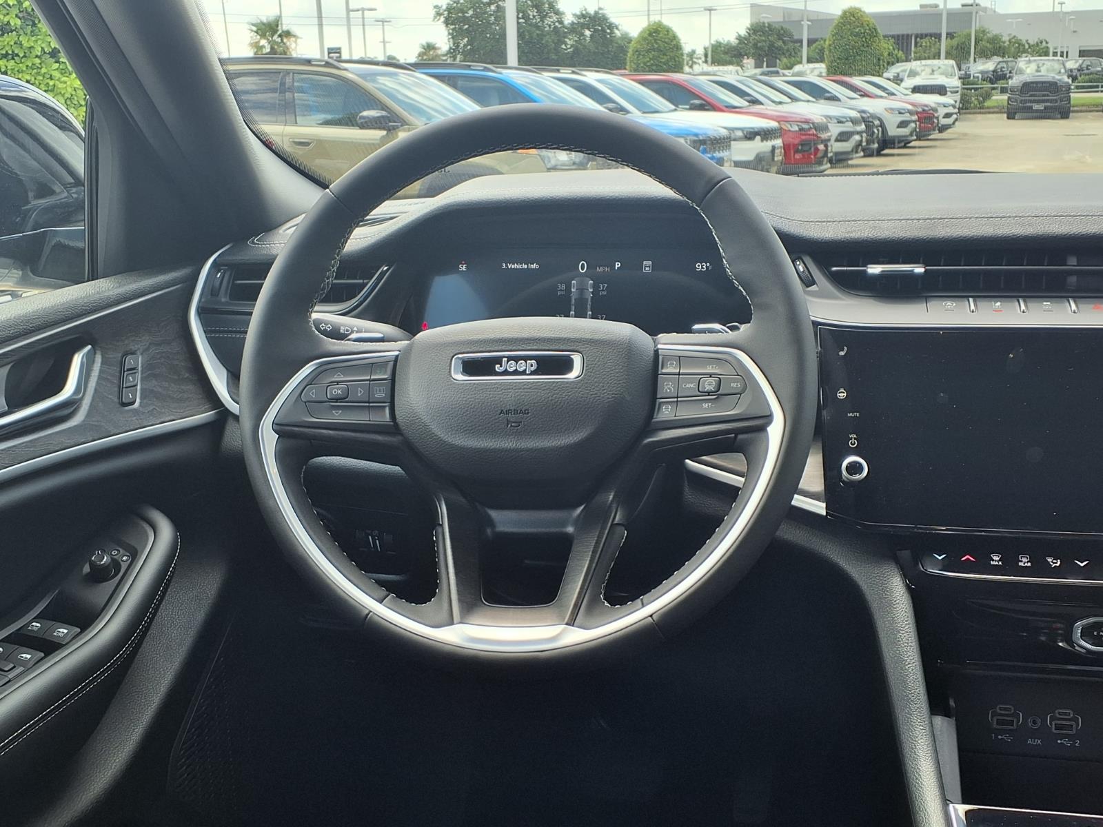 2026 Jeep Grand Cherokee  White at League City CDJR