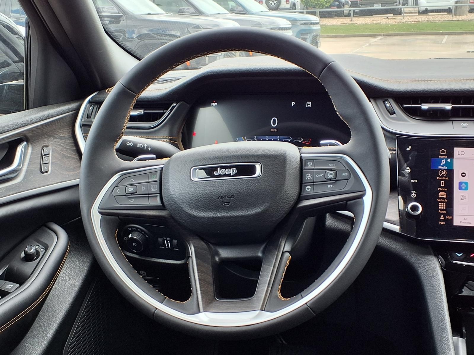 2026 Jeep Grand Cherokee 85th Anniversary Edition Black at League City CDJR
