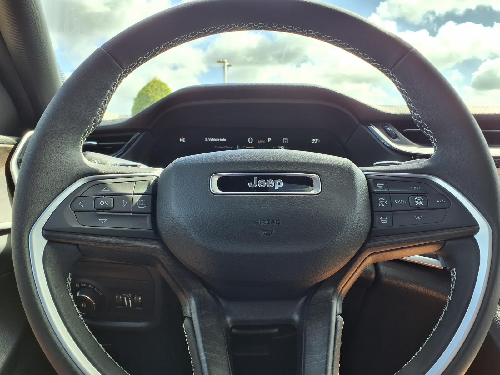 2026 Jeep Grand Cherokee Limited Silver at League City CDJR