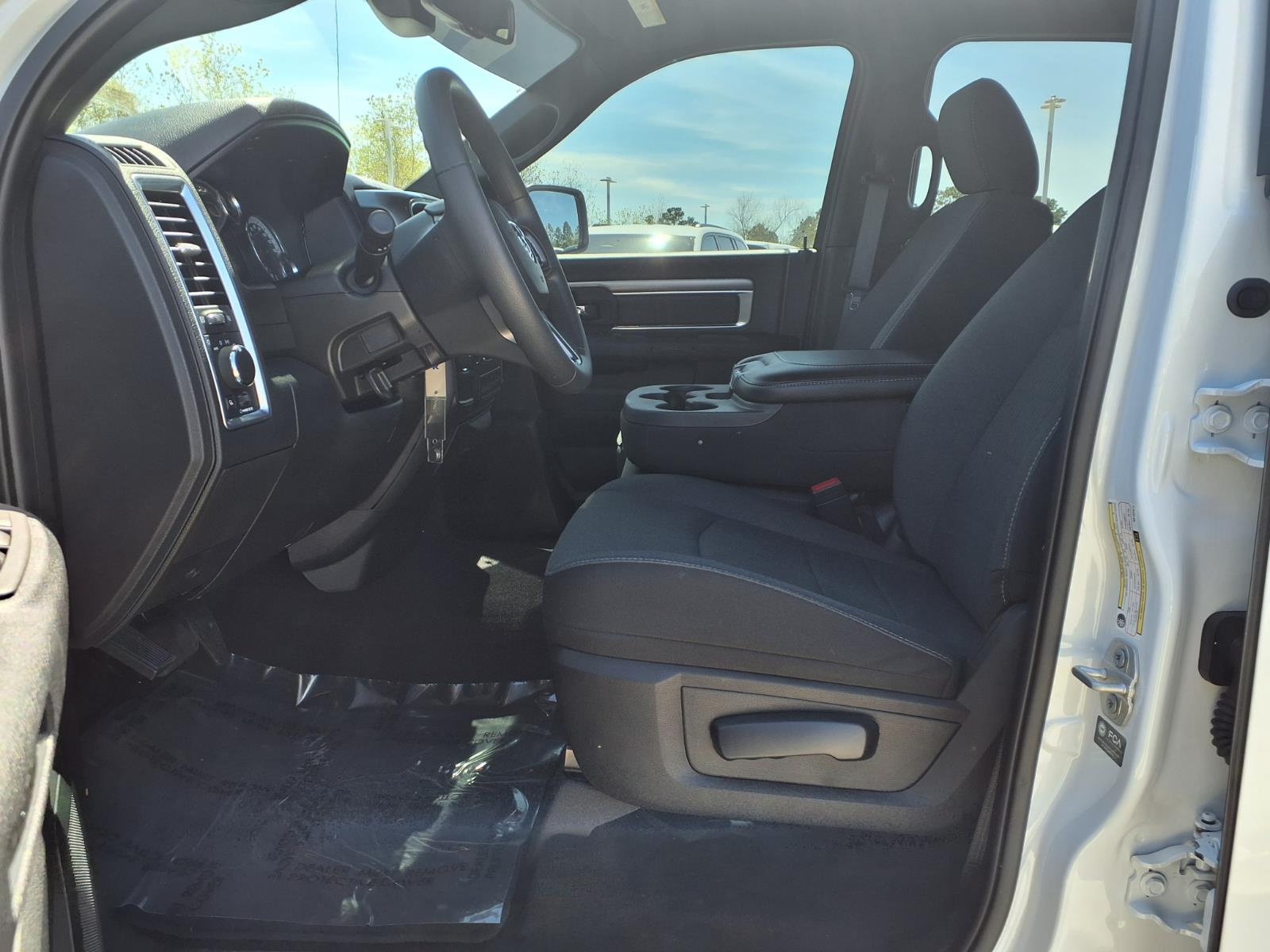 2024 RAM 1500 Classic Warlock - 9