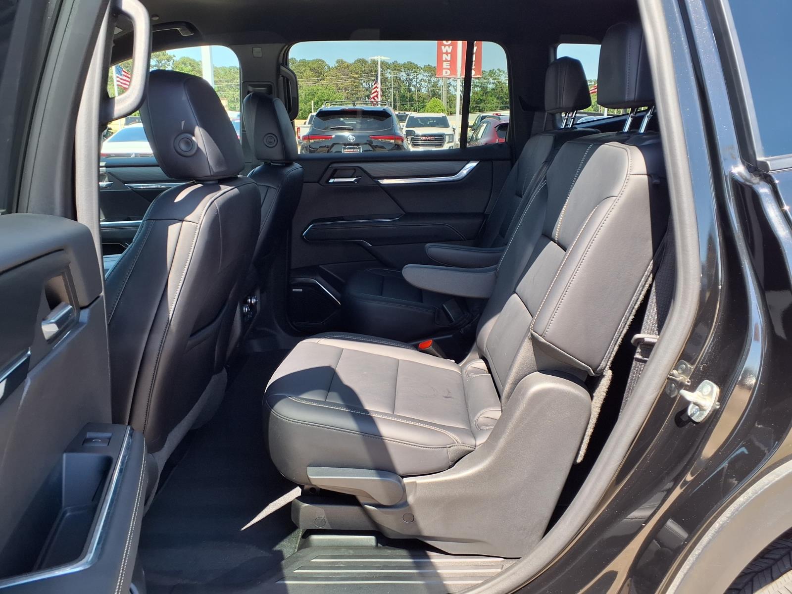 2024 GMC Acadia Elevation - 9
