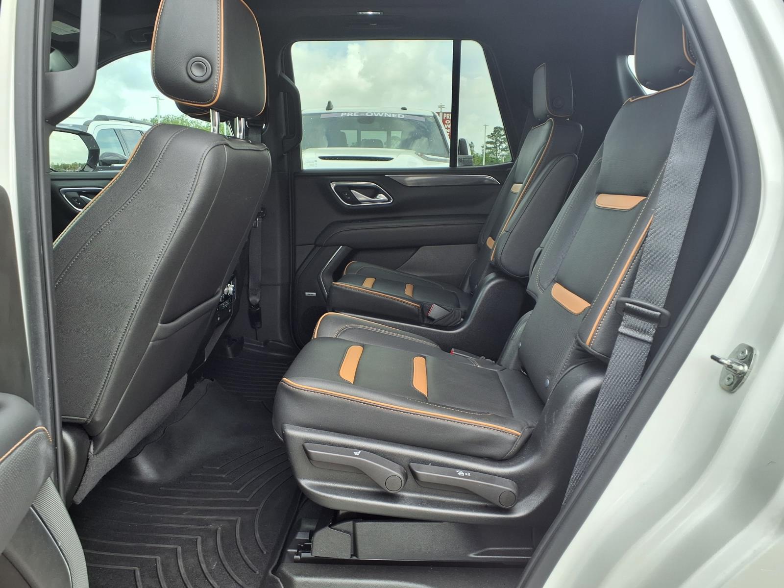 2022 GMC Yukon AT4 - 9