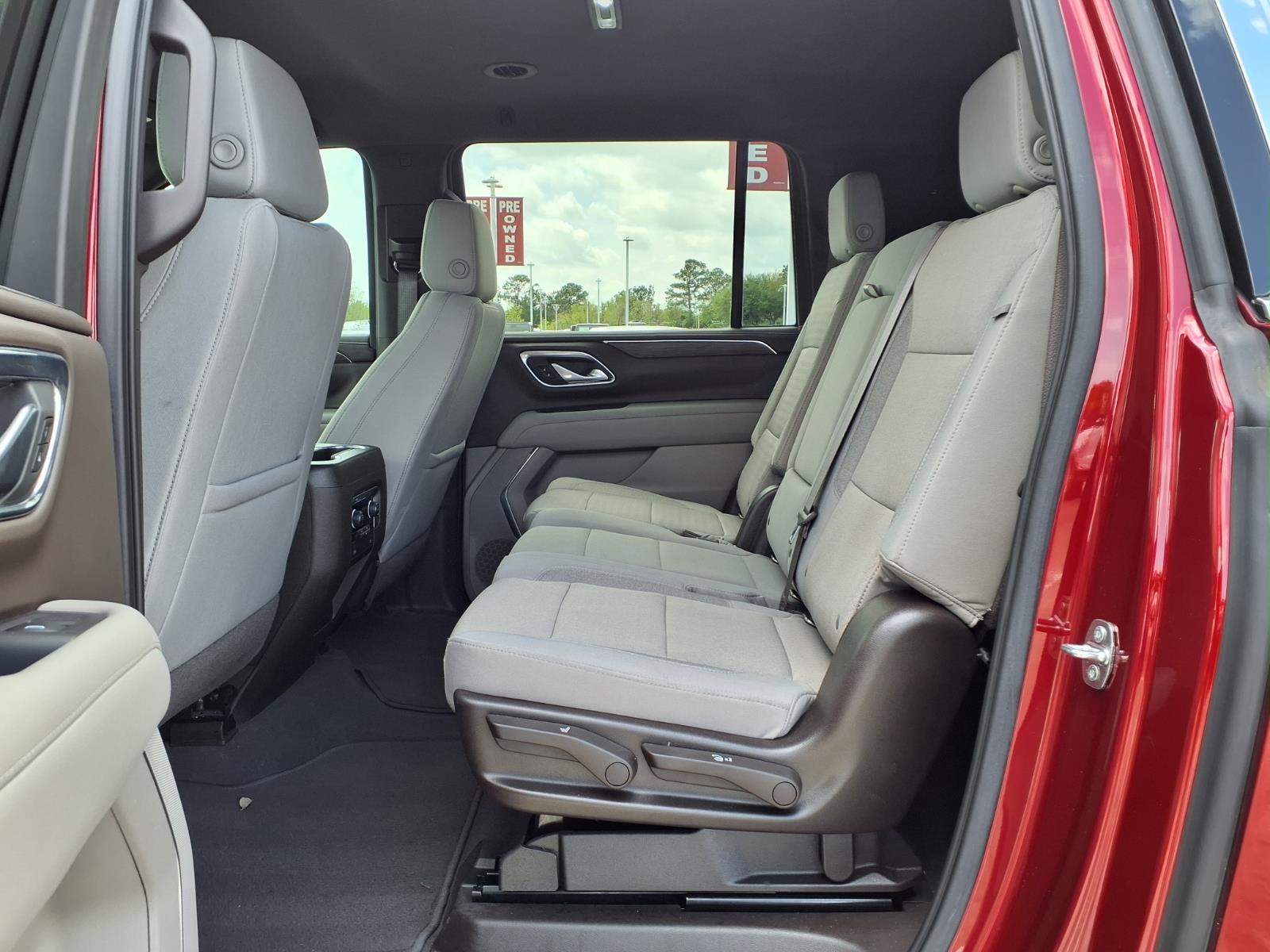 2022 Chevrolet Suburban LS - 9