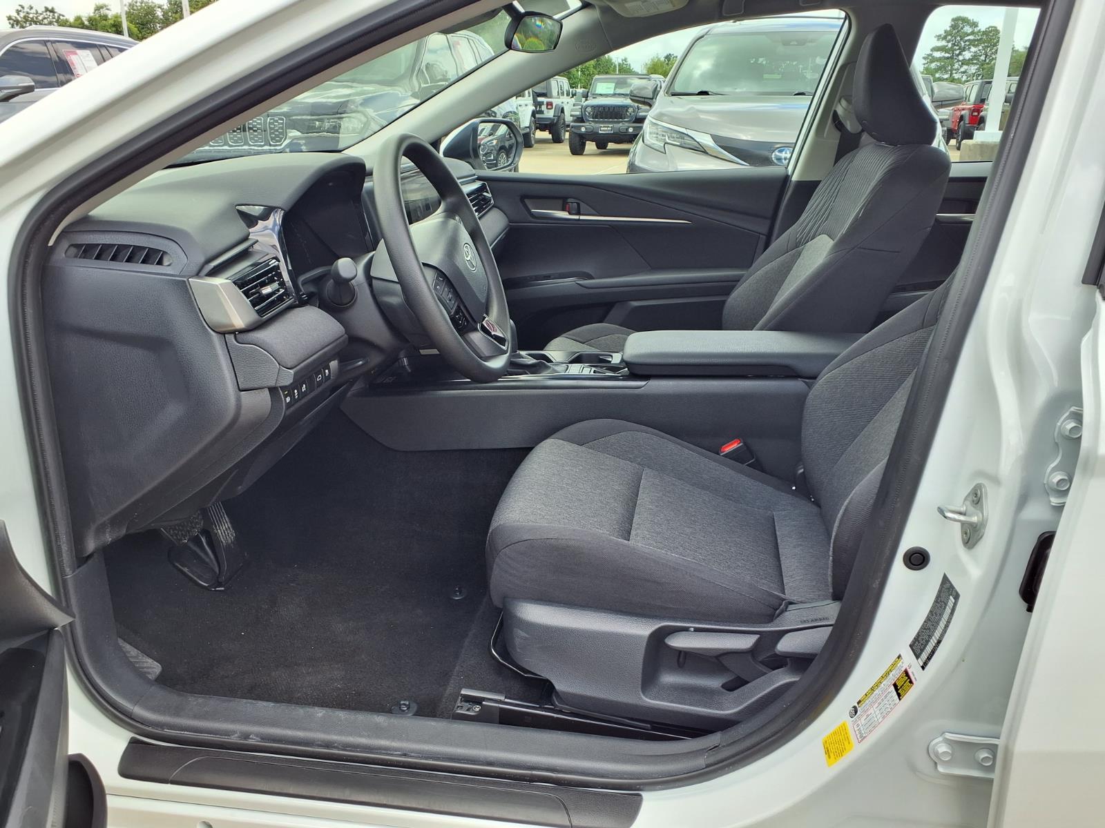 2026 Toyota Camry LE - 9
