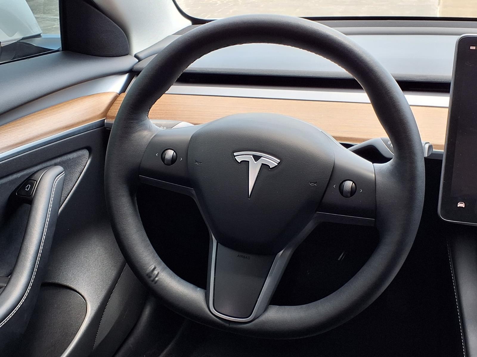 2022 Tesla Model 3 Long Range - 9