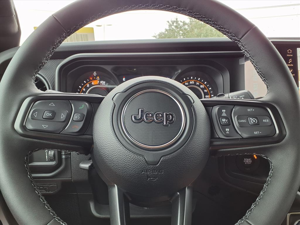 2026 Jeep Wrangler Rubicon Bright White Clearcoat at League City CDJR