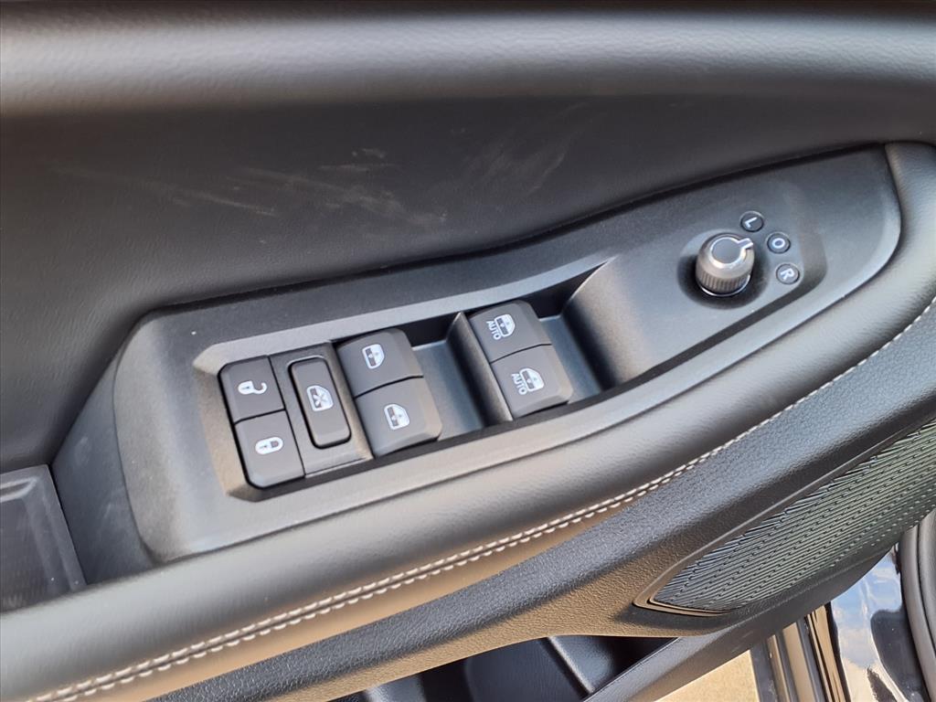 2025 Jeep Grand Cherokee Limited Diamond Black at League City CDJR