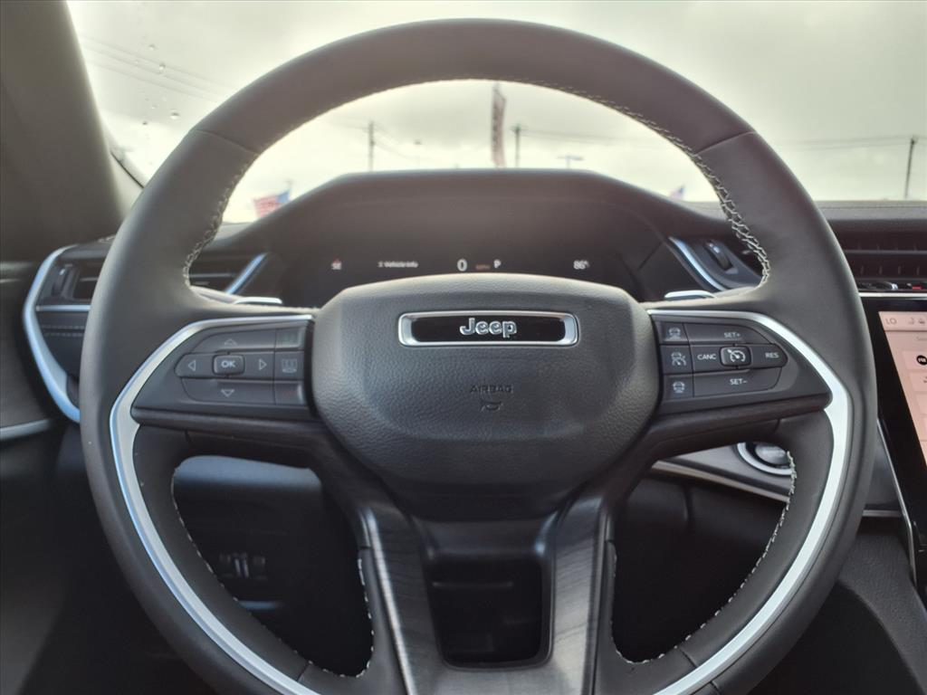 2025 Jeep Grand Cherokee Limited Diamond Black at League City CDJR