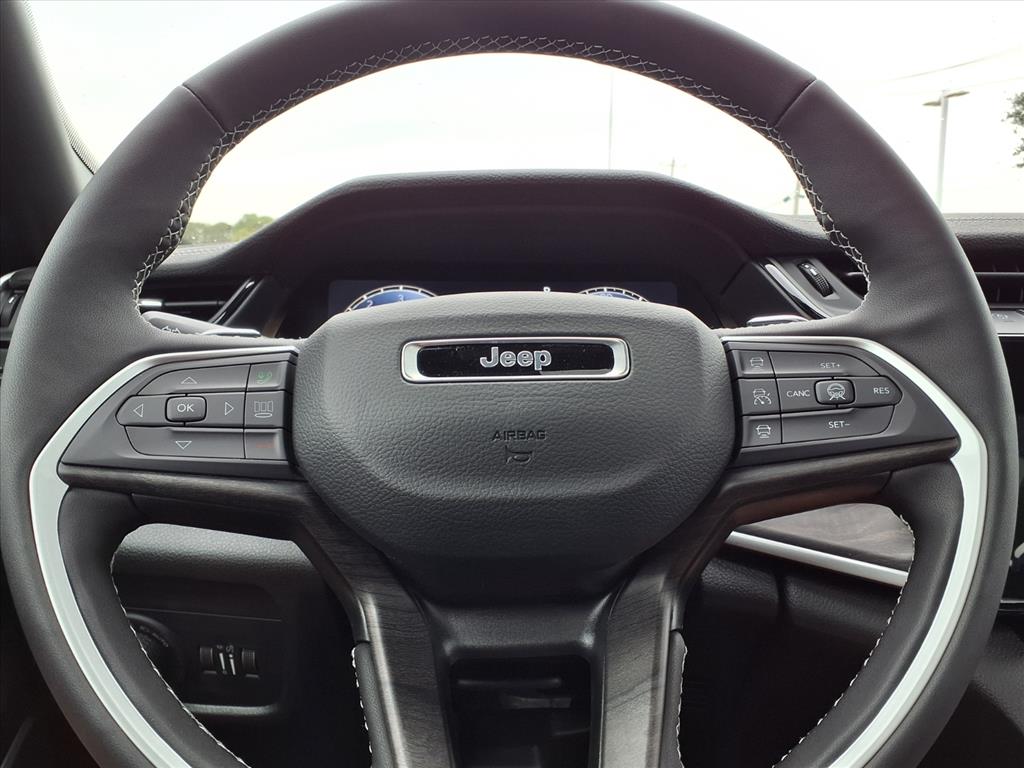 2026 Jeep Grand Cherokee Limited Velvet Red at League City CDJR