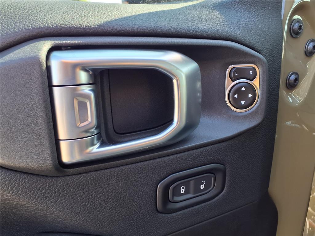 2026 Jeep Gladiator Sport Pj5 41 at League City CDJR