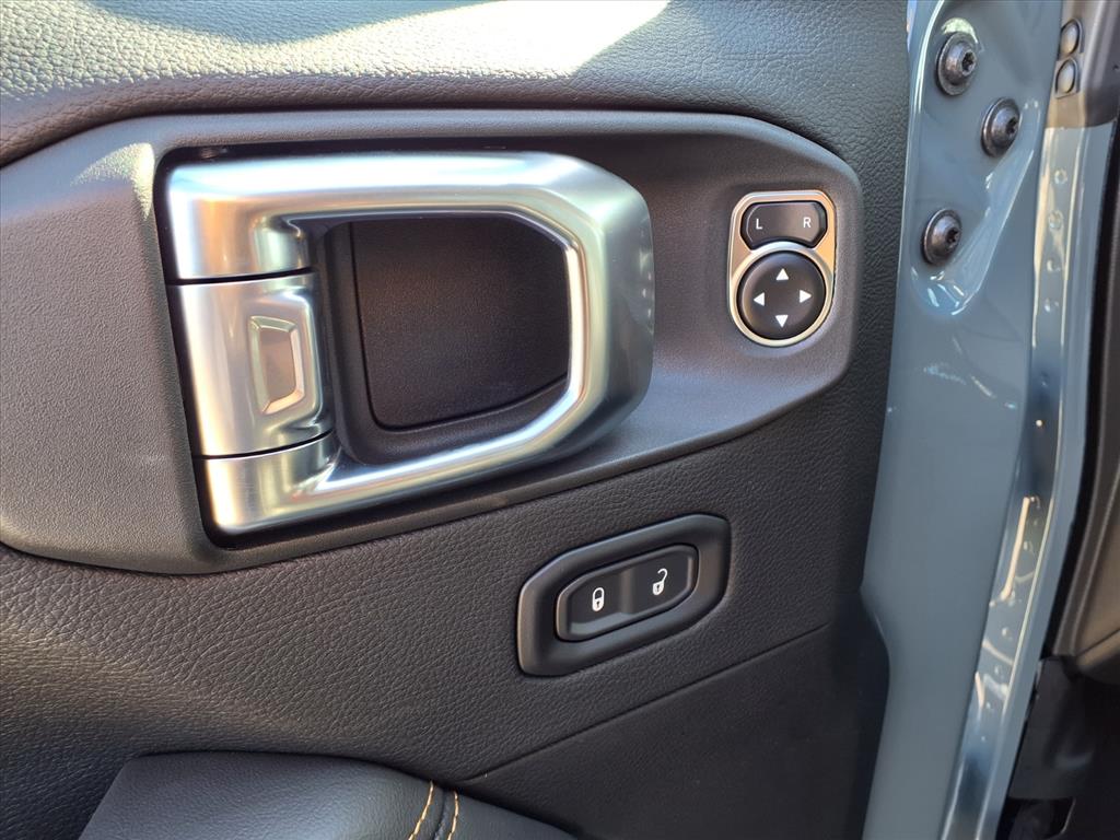 2026 Jeep Gladiator Sport Anvil Clearcoat at League City CDJR