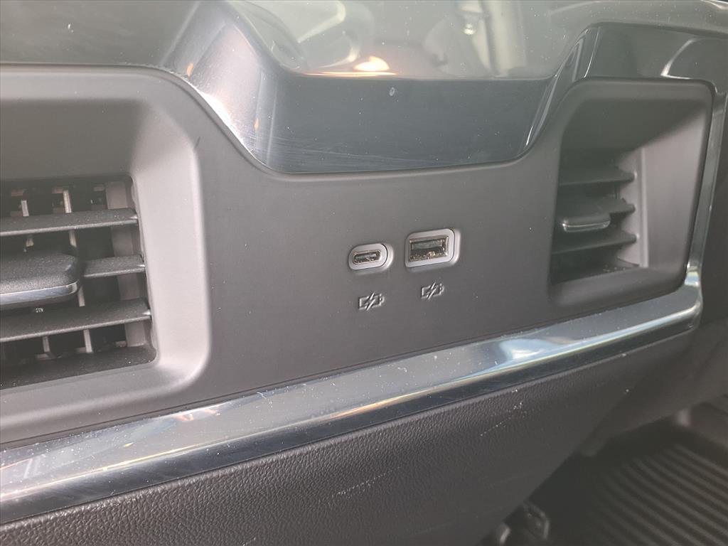 2025 GMC Sierra 1500 Elevation - 9