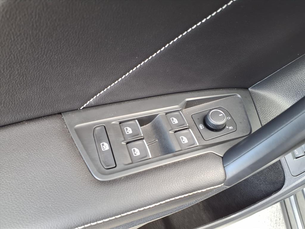 2024 Volkswagen Tiguan 2.0T SE - 9