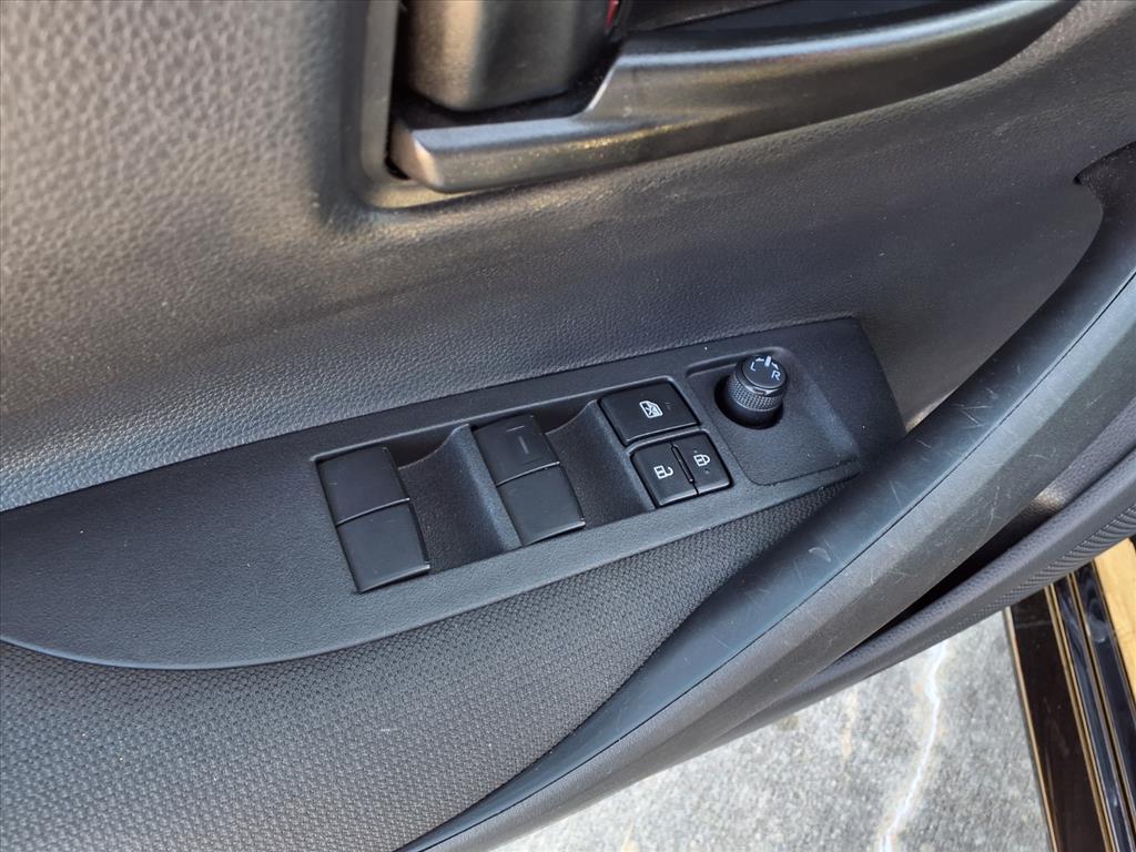 2025 Toyota Corolla LE - 9