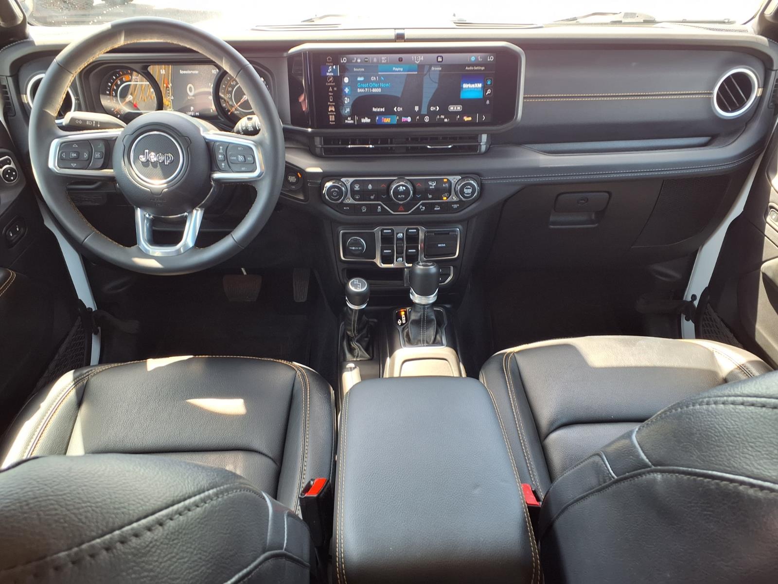 2024 Jeep Wrangler Sahara - 10