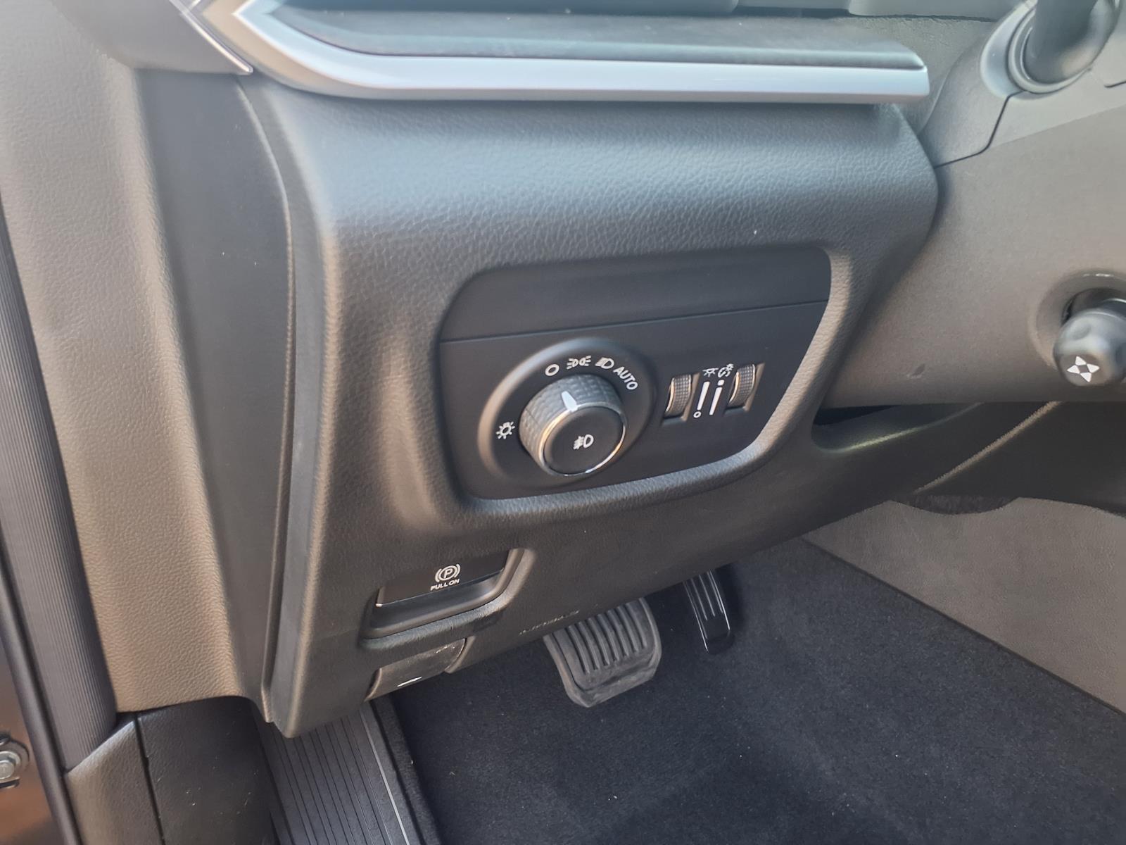 2026 Jeep Grand Cherokee Limited Gray at League City CDJR
