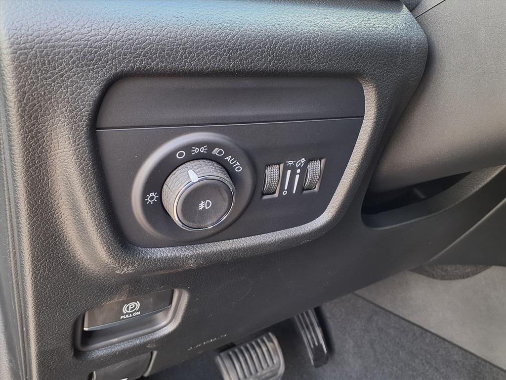 2025 Jeep Grand Cherokee Limited Diamond Black at League City CDJR