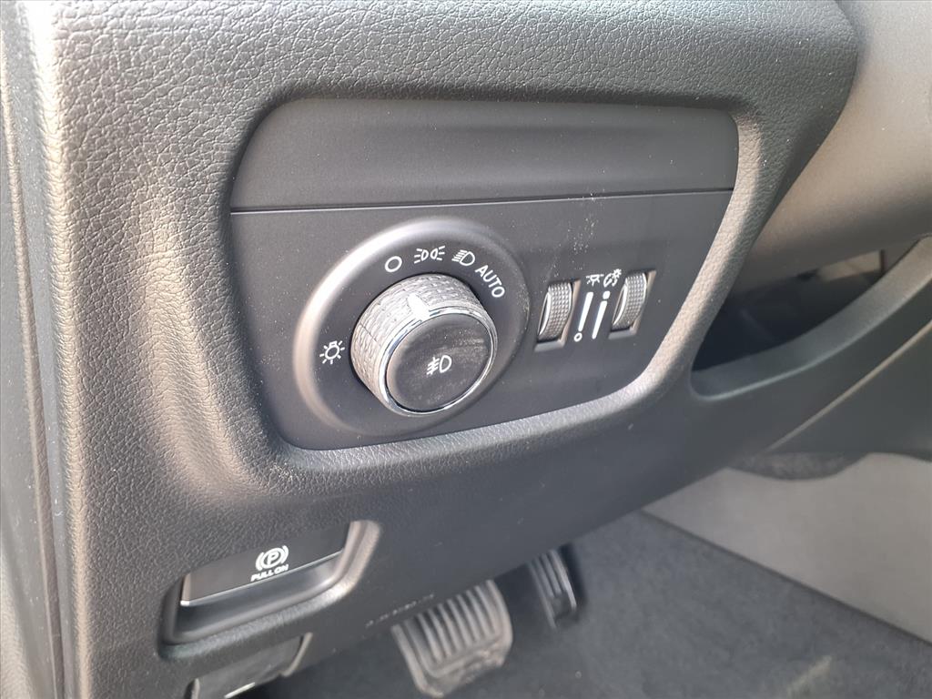 2025 Jeep Grand Cherokee Summit Velvet Red at League City CDJR