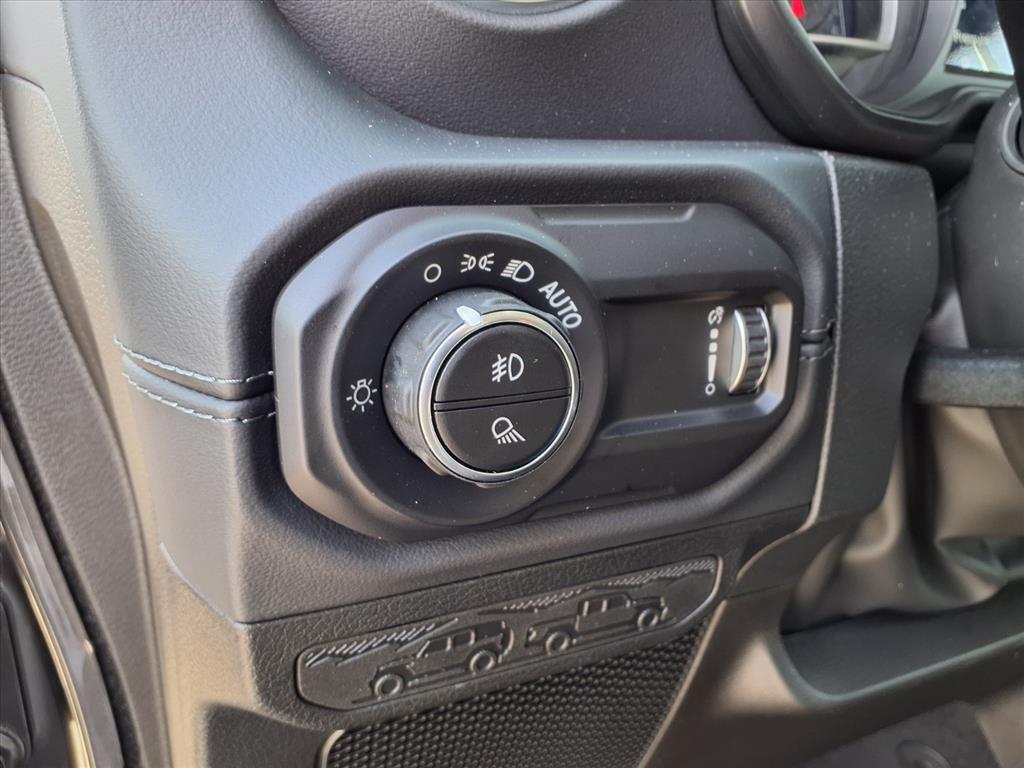 2026 Jeep Gladiator Sport Gray at League City CDJR