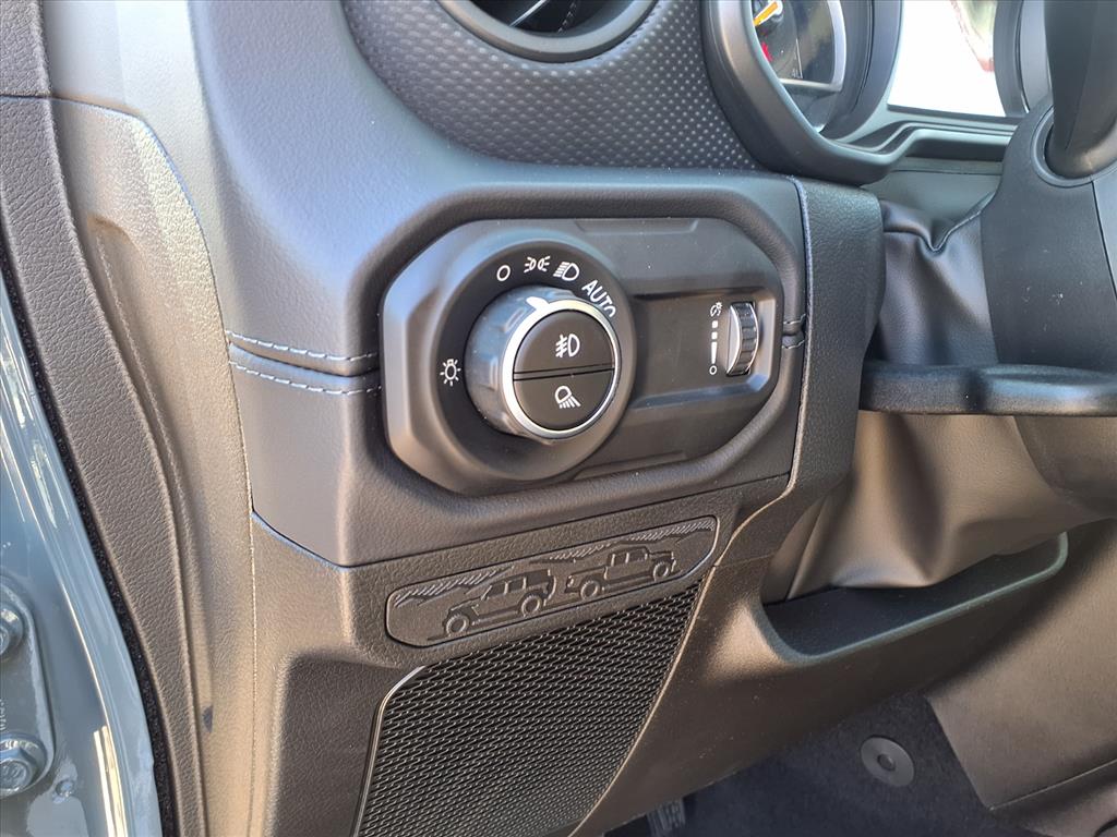 2025 Jeep Gladiator Rubicon Anvil Clearcoat at League City CDJR