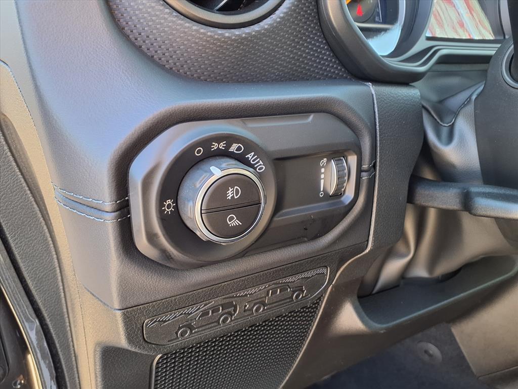 2026 Jeep Gladiator Rubicon Granite Crystal Clearcoat Metallic at League City CDJR