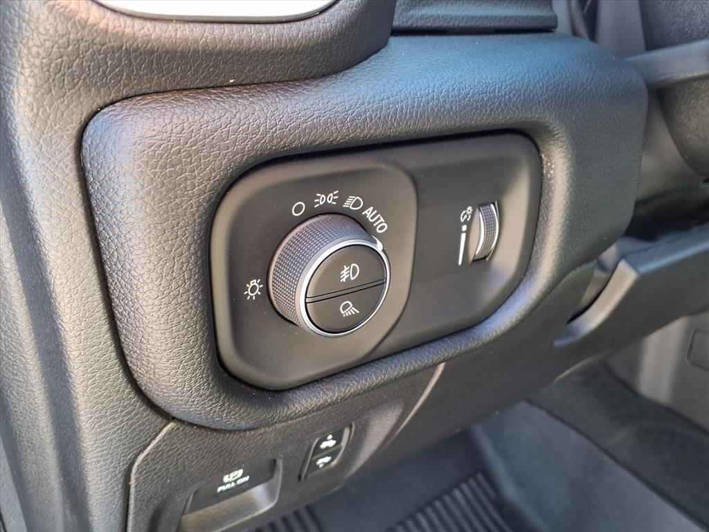 2022 RAM 1500 Big Horn/Lone Star Diamond Black Crystal Pearlcoat at League City CDJR