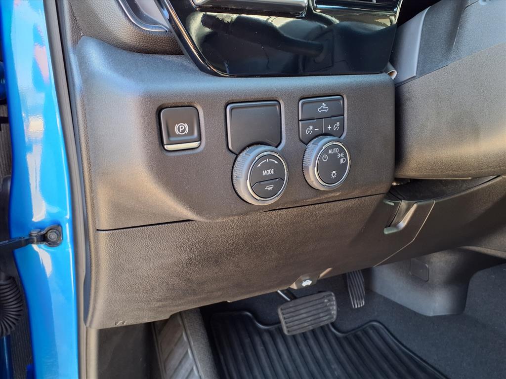 2025 Chevrolet Silverado 1500 LT - 10