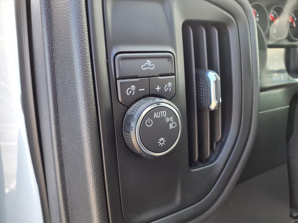 2019 Chevrolet Silverado 1500 WT - 10