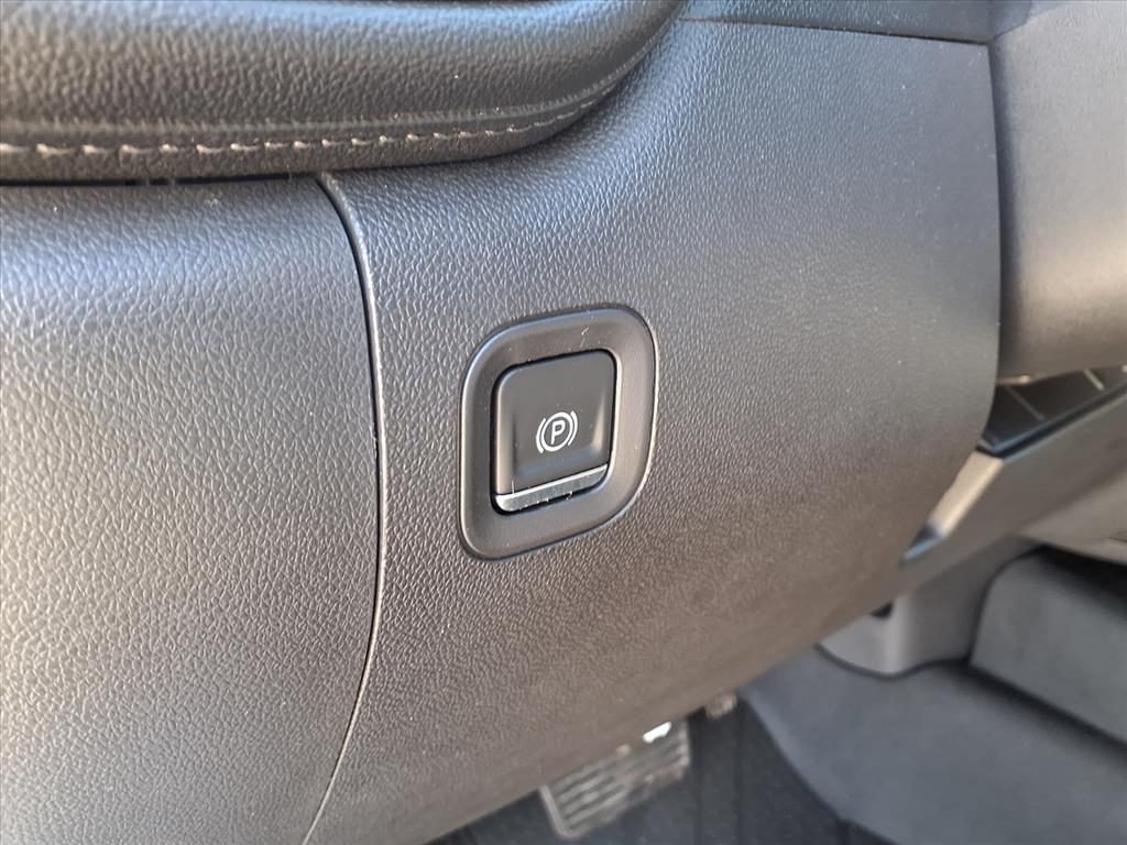 2020 Chevrolet Silverado 1500 LT Texas Edition - 10