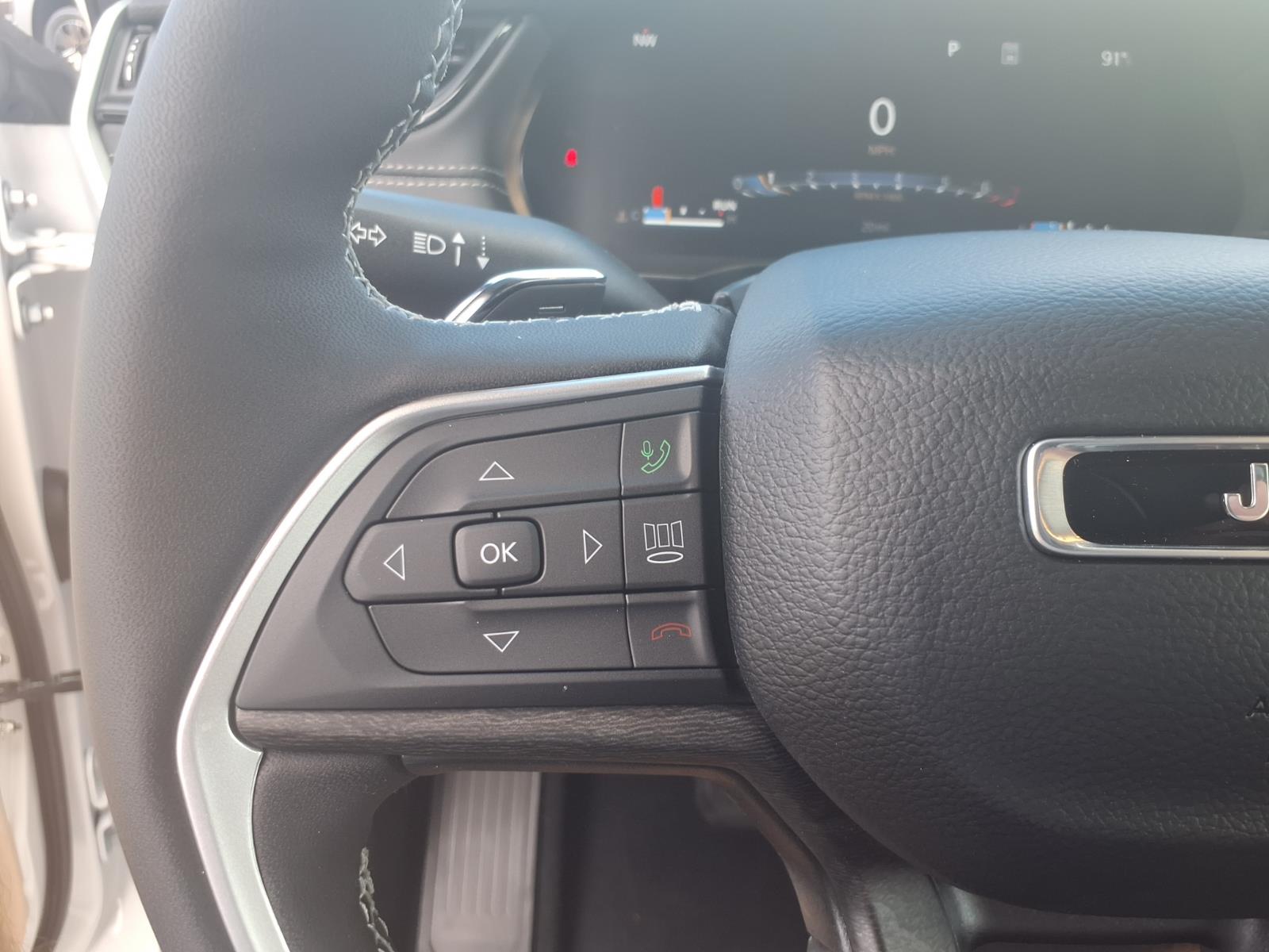 2026 Jeep Grand Cherokee Limited White at League City CDJR
