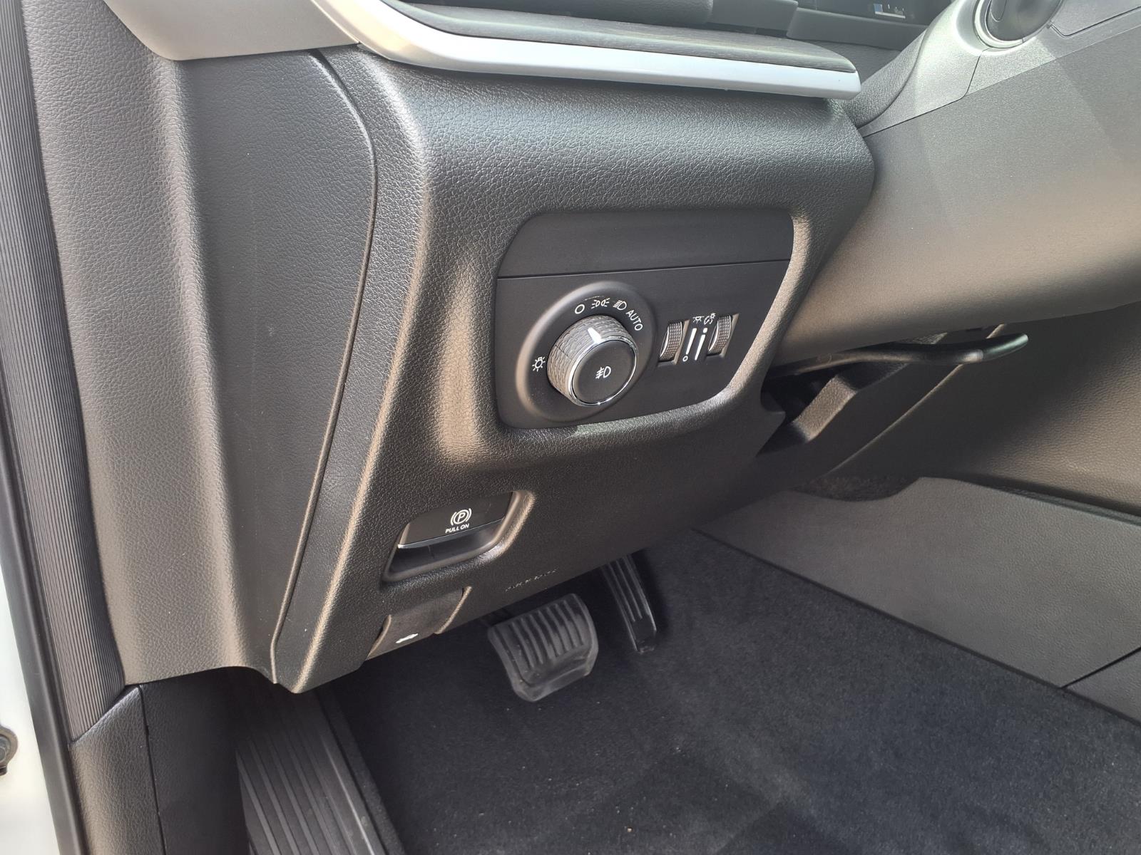 2026 Jeep Grand Cherokee L Limited White at League City CDJR