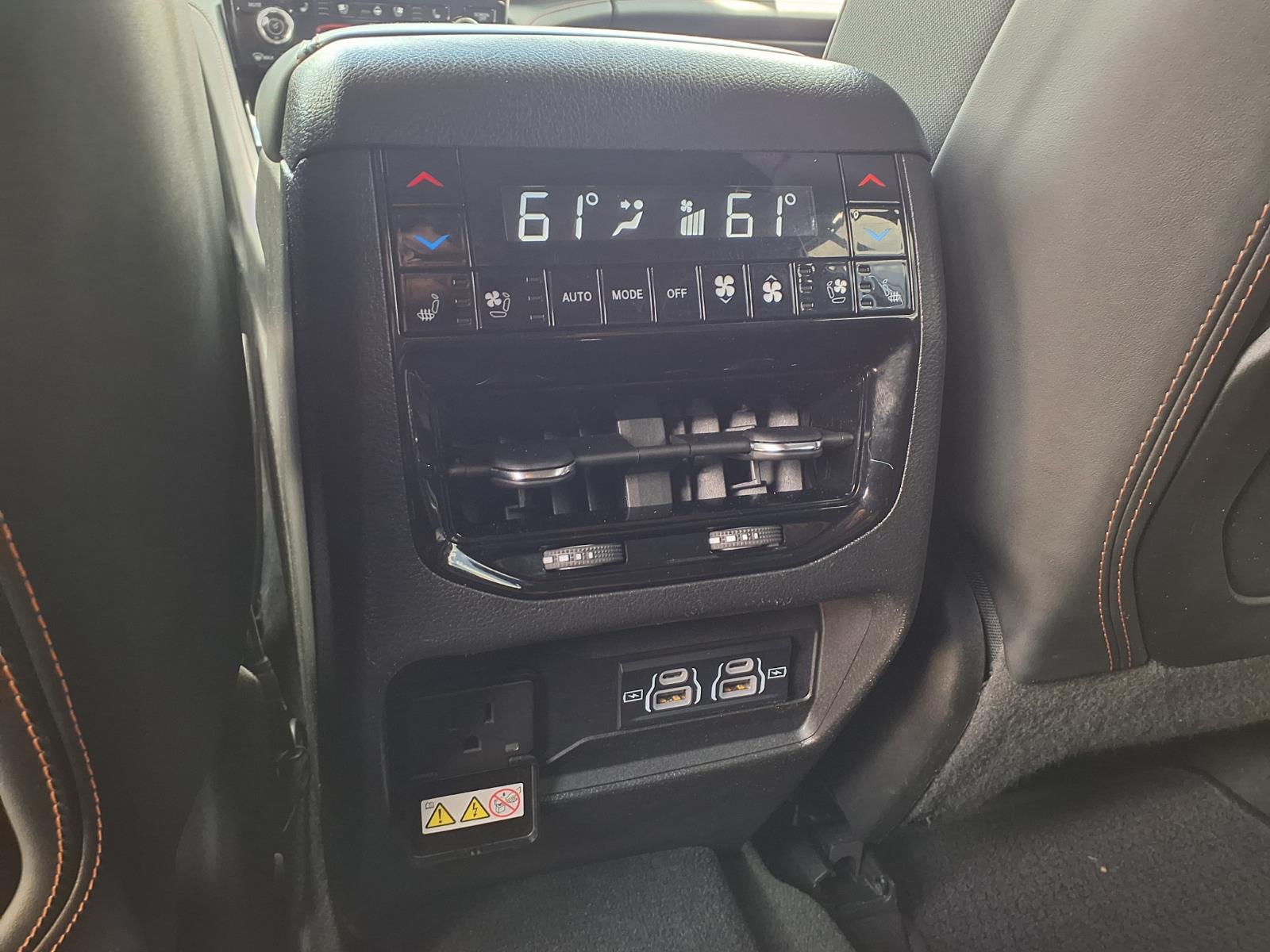 2024 Jeep Grand Cherokee L Summit - 11