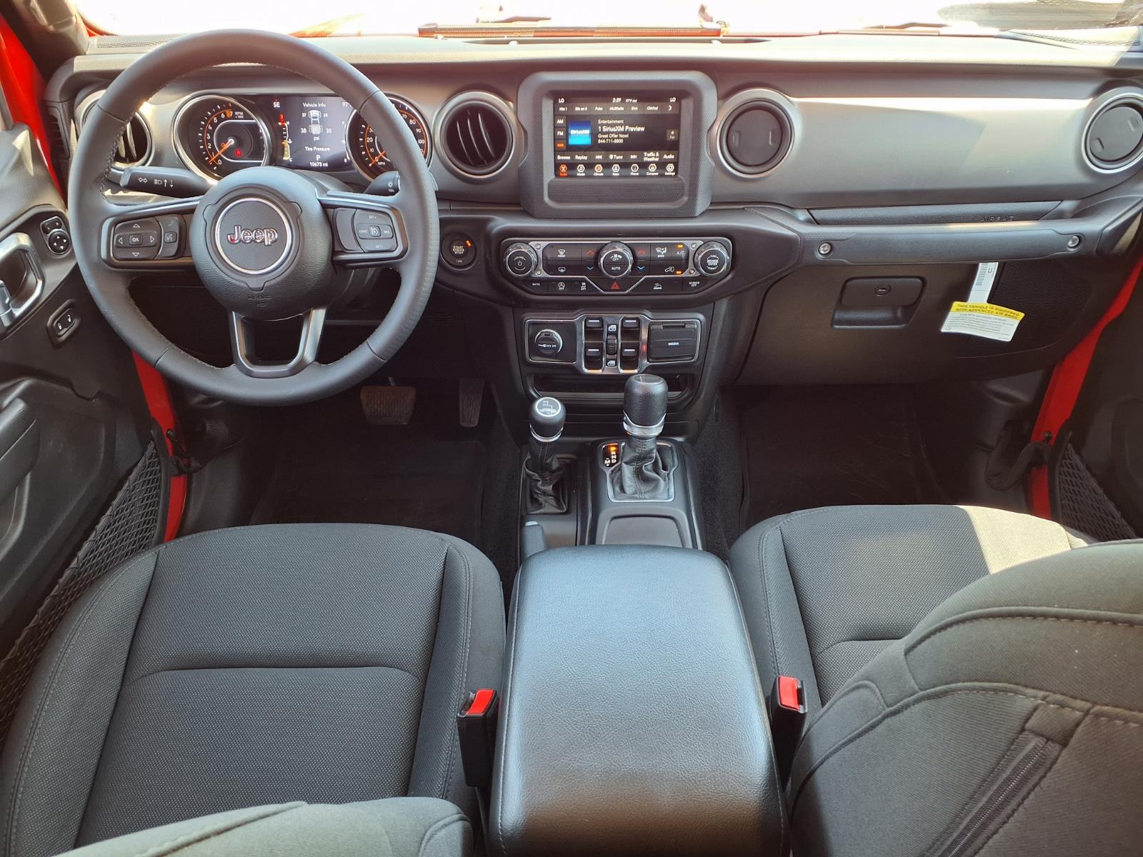 2023 Jeep Gladiator Willys - 11