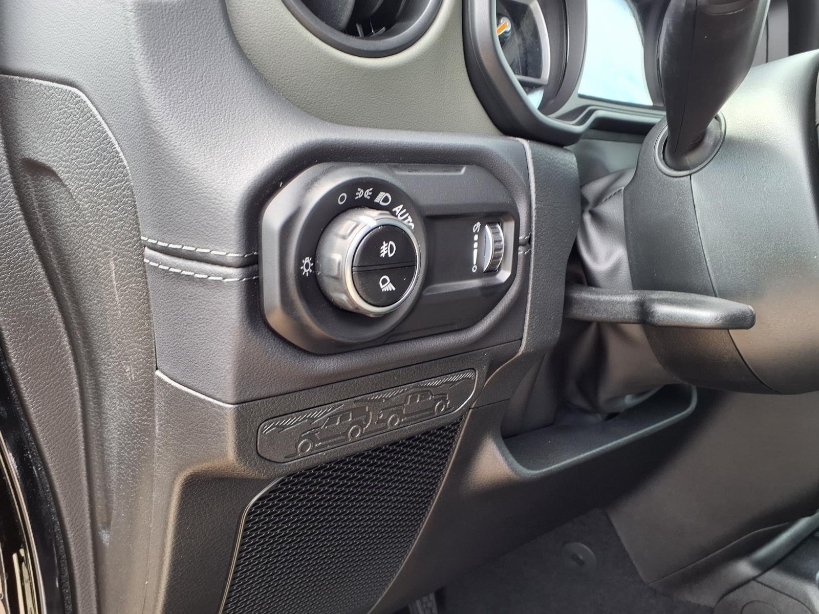 2026 Jeep Gladiator Mojave Black at League City CDJR