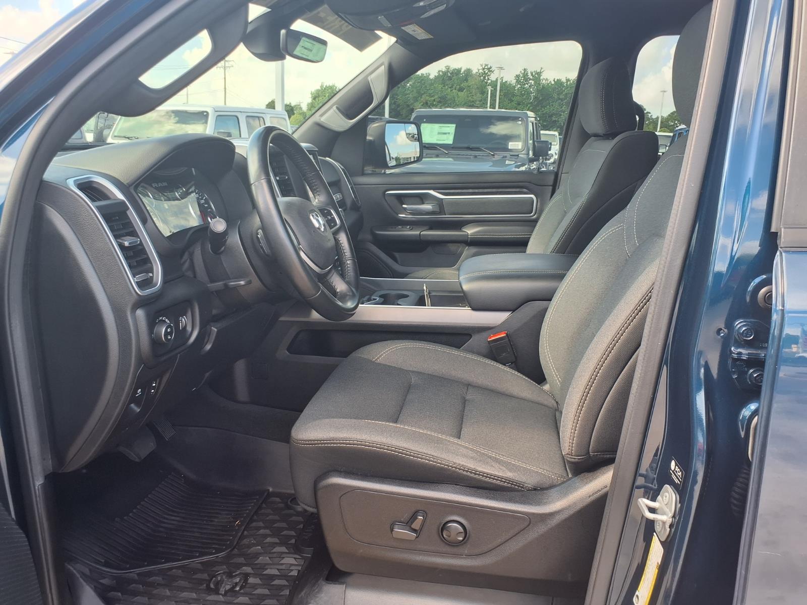 2022 RAM 1500 Big Horn/Lone Star - 11