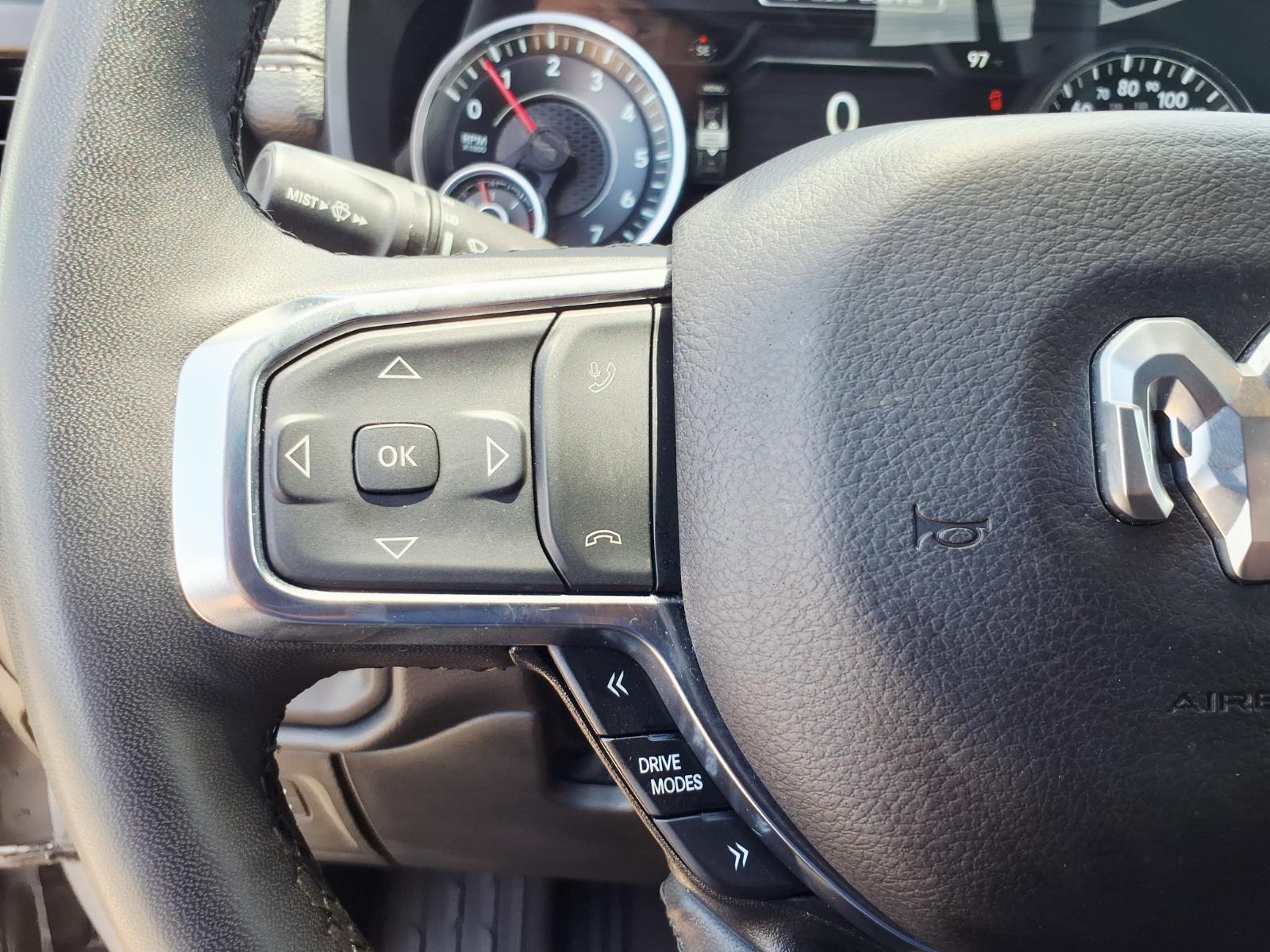 2025 RAM 1500 Laramie - 11