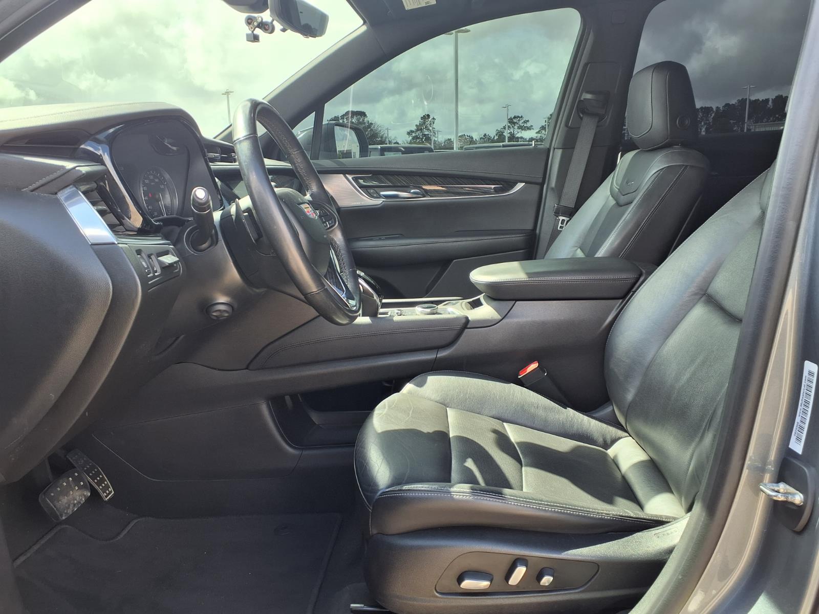 2020 Cadillac XT6 Premium Luxury - 11