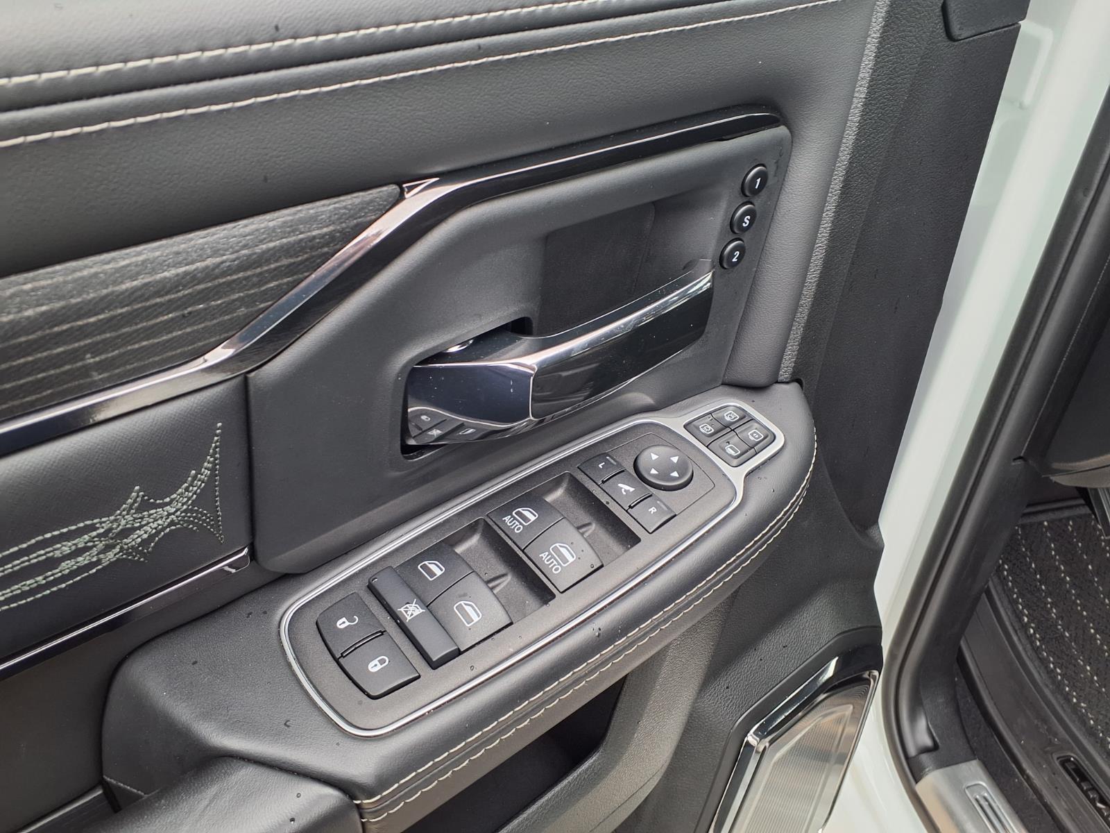 2024 RAM 2500 Limited - 11