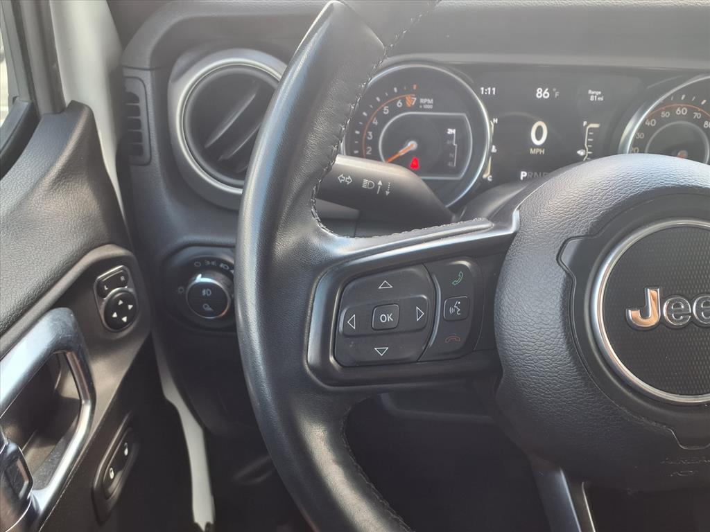 2021 Jeep Gladiator Willys - 11