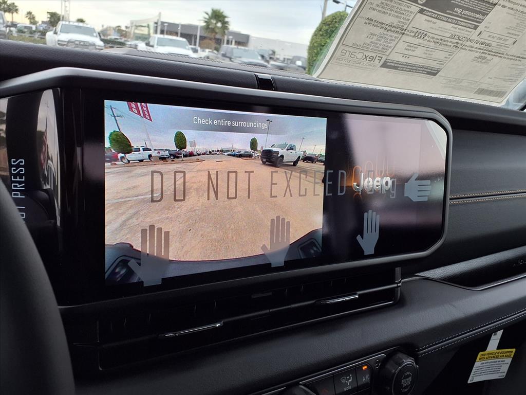 2026 Jeep Gladiator Sport Bright White Clearcoat at League City CDJR